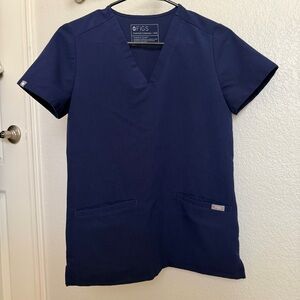 Figs scrub top